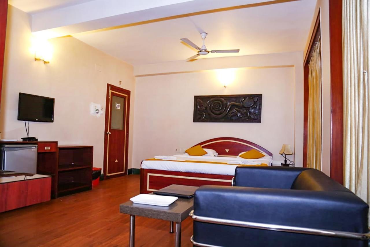 Fabhotel Shivangan Kolkata Airport - Fully Vaccinated Staff Dış mekan fotoğraf