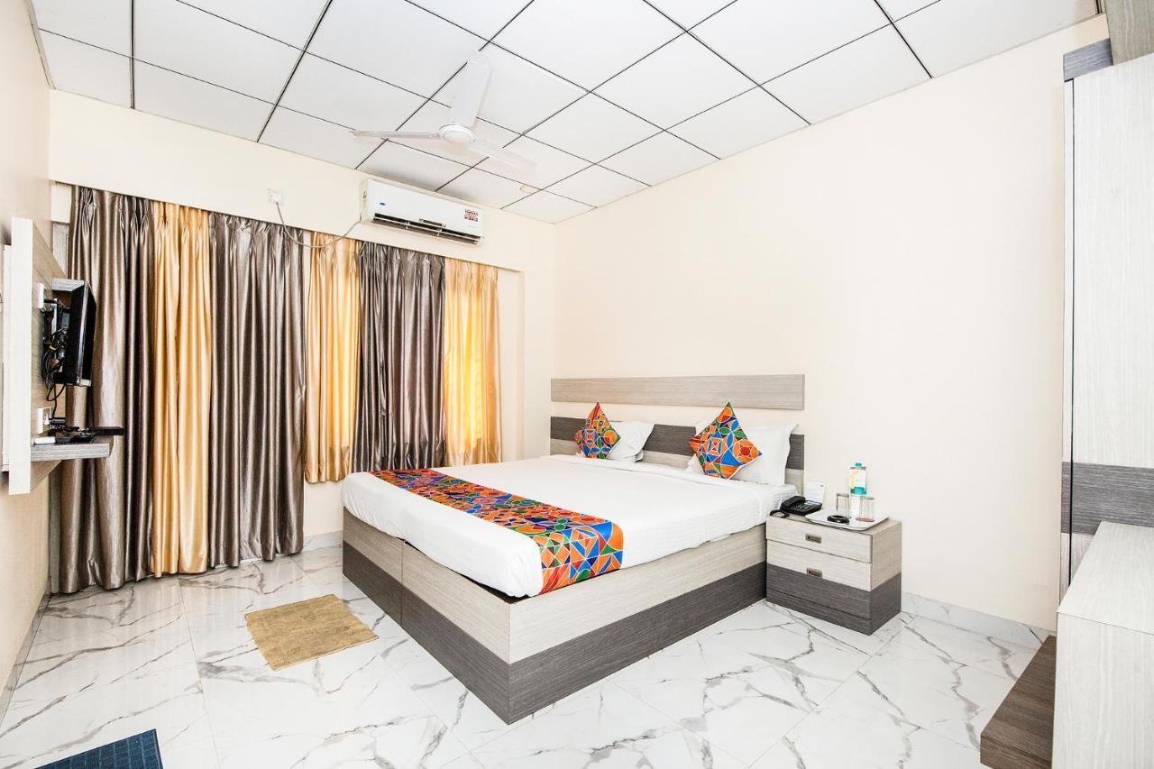 Fabhotel Shivangan Kolkata Airport - Fully Vaccinated Staff Dış mekan fotoğraf