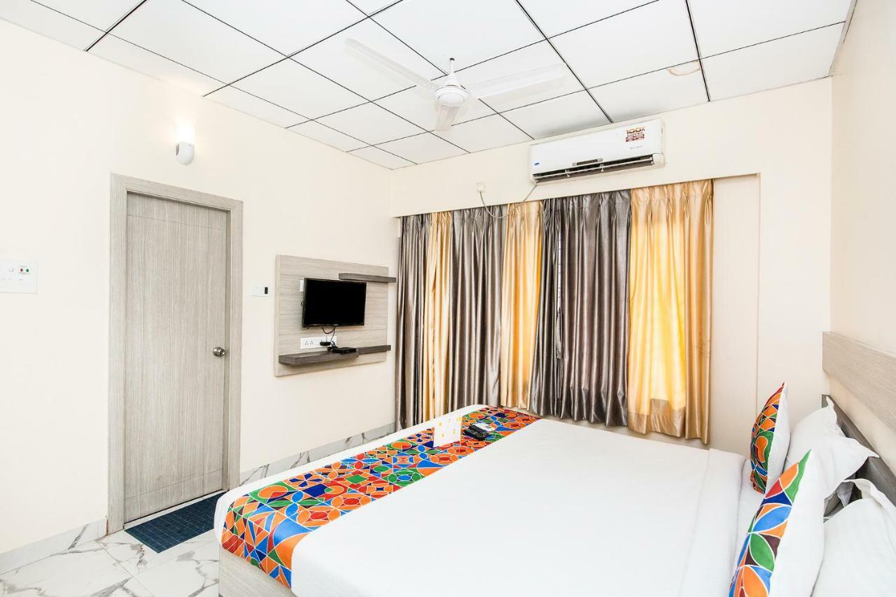 Fabhotel Shivangan Kolkata Airport - Fully Vaccinated Staff Dış mekan fotoğraf